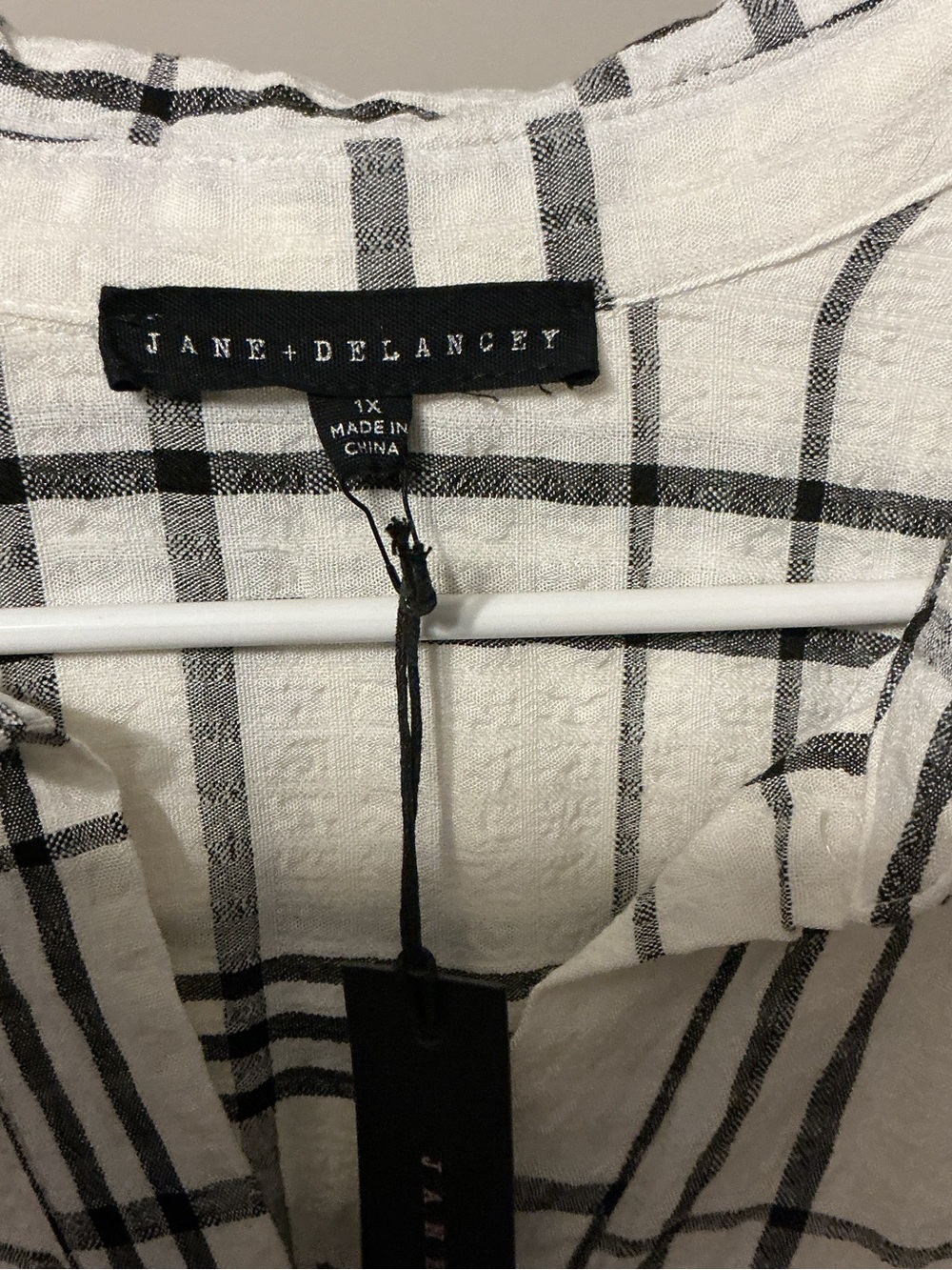 Jane + Delancey Plaid Button-Back Tunic Shirt - Picture 10 of 12
